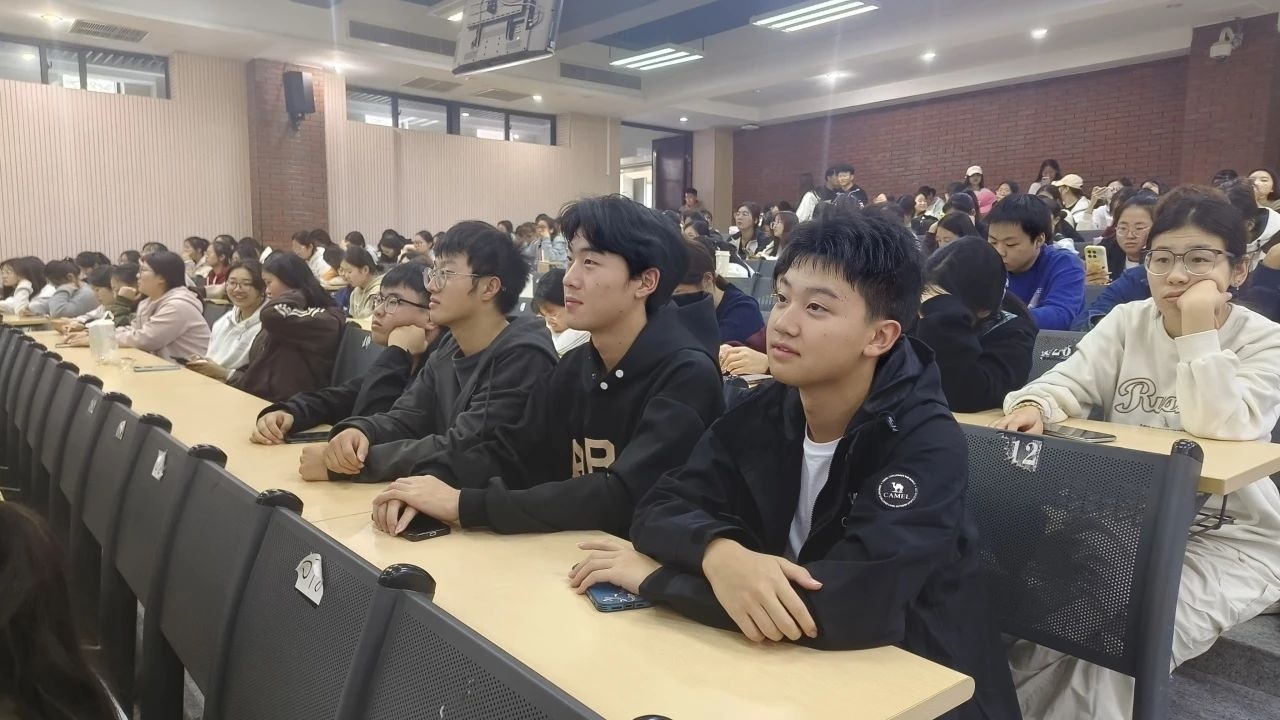 e70c0526535af248f0bf96d38b73d03f.jpg e70c0526535af248f0bf96d38b73d03f.jpg