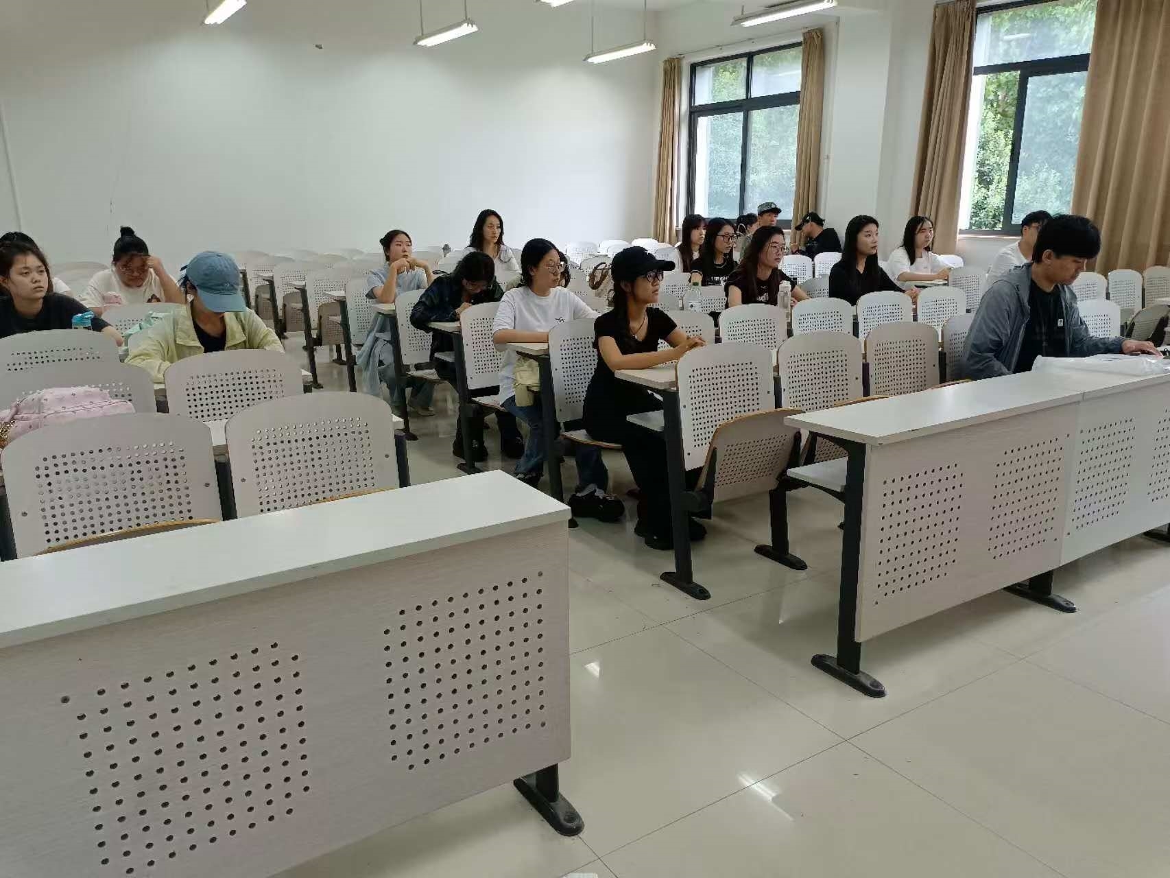 0351a1affd442c12fd40175fb15c63b.jpg 0351a1affd442c12fd40175fb15c63b.jpg