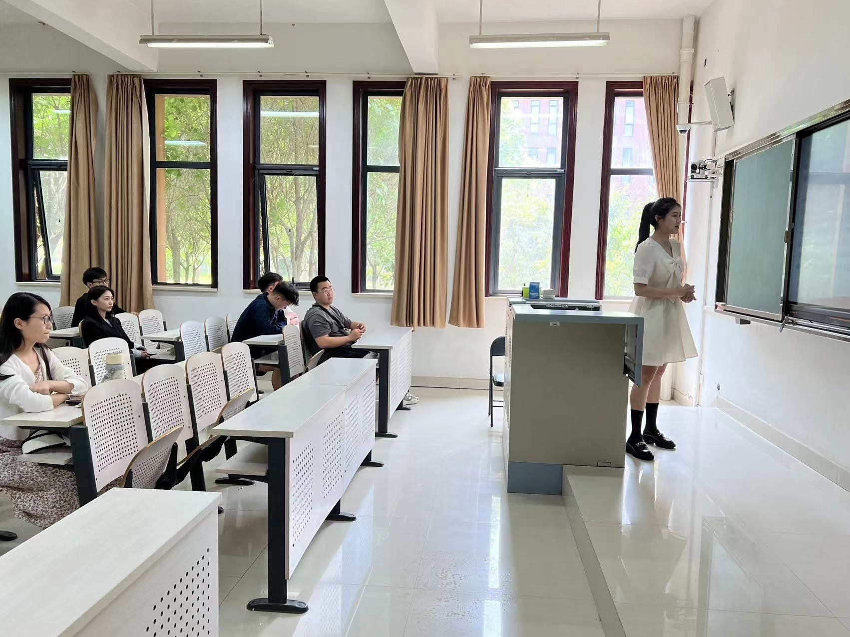 2949f9678b194805bf5a8a99383f609.jpg 2949f9678b194805bf5a8a99383f609.jpg