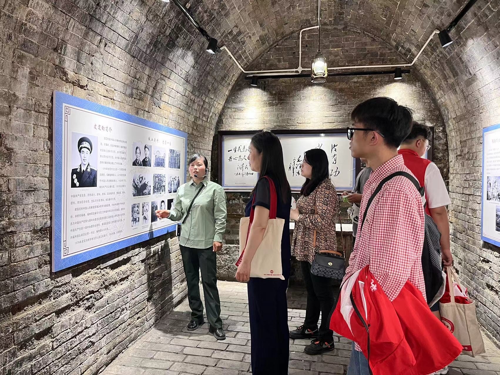 2d8d3bfd9d7e8a3e3f5f9f5aad87531.jpg 2d8d3bfd9d7e8a3e3f5f9f5aad87531.jpg