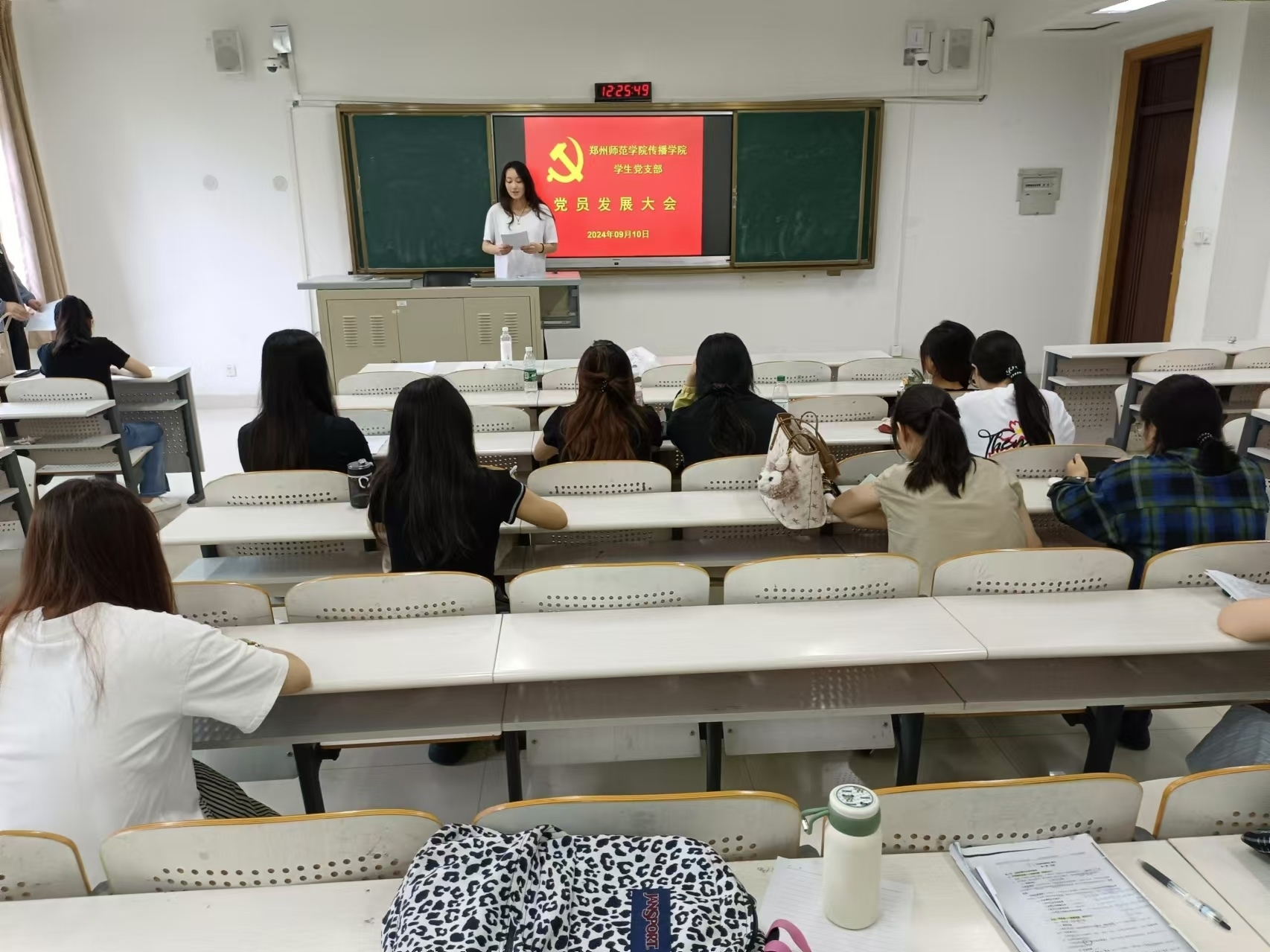 e753dfe4d7a240fd09e4c2821ffcf70.jpg e753dfe4d7a240fd09e4c2821ffcf70.jpg