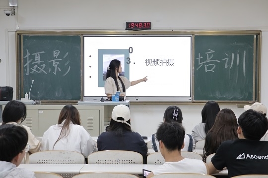 IMG_0945.JPG IMG_0945.JPG