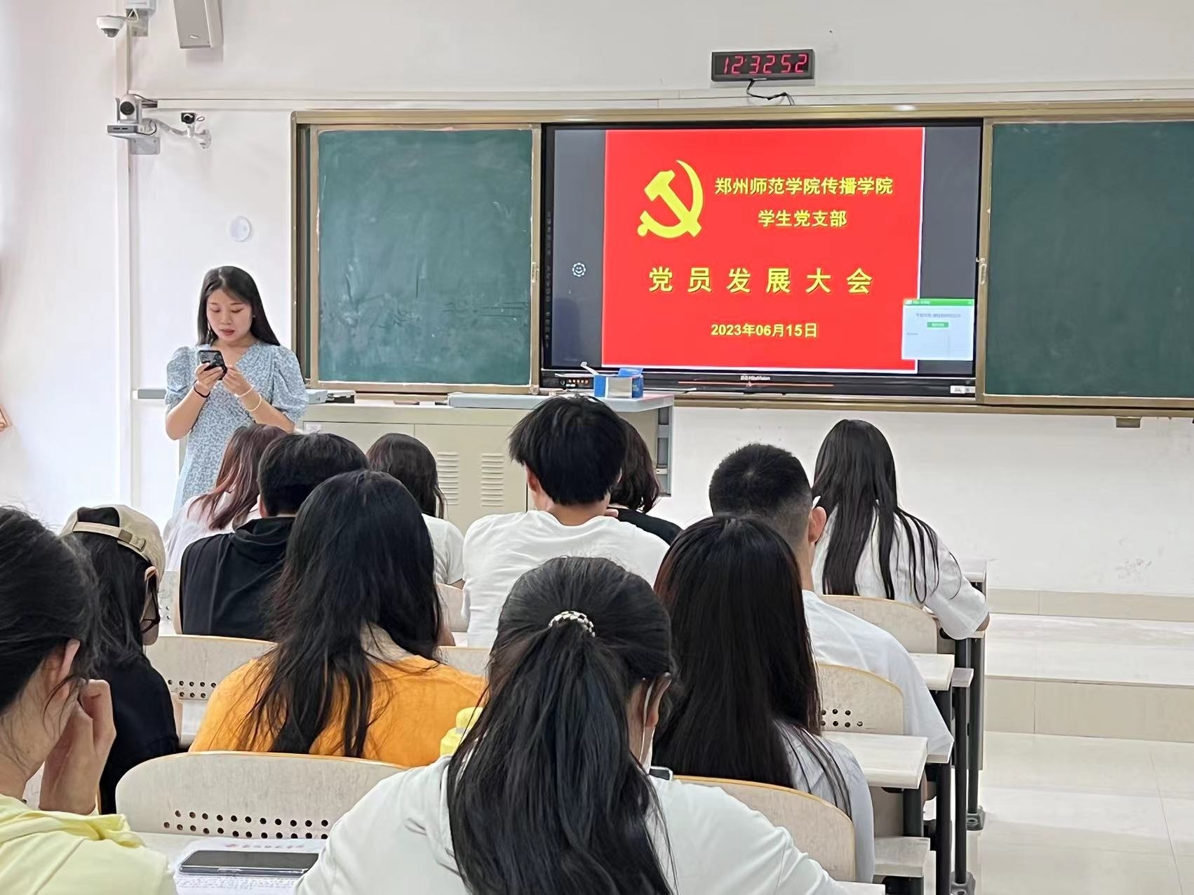 9ad2b142f37b8e5028d7237fc96dd0b.jpg 9ad2b142f37b8e5028d7237fc96dd0b.jpg