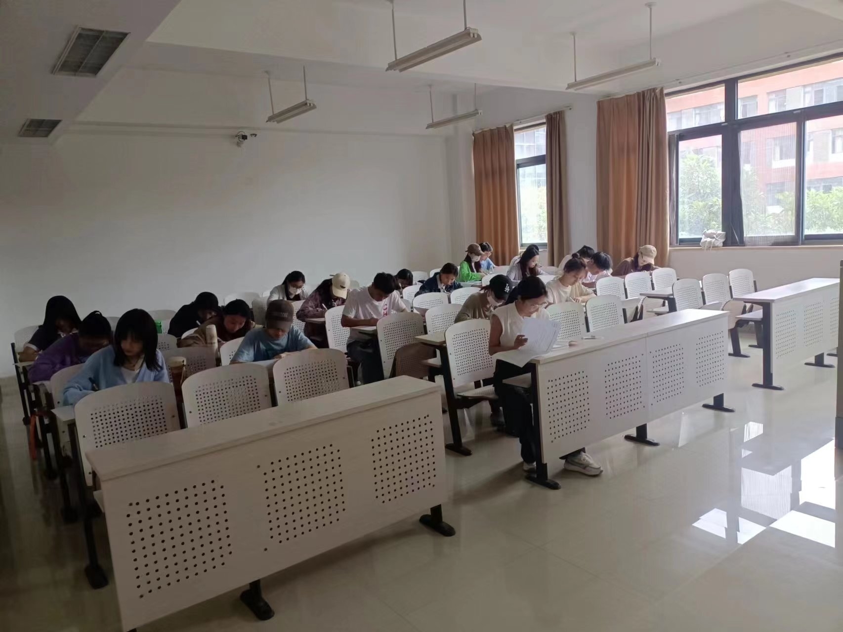 微信图片1.jpg 微信图片1.jpg