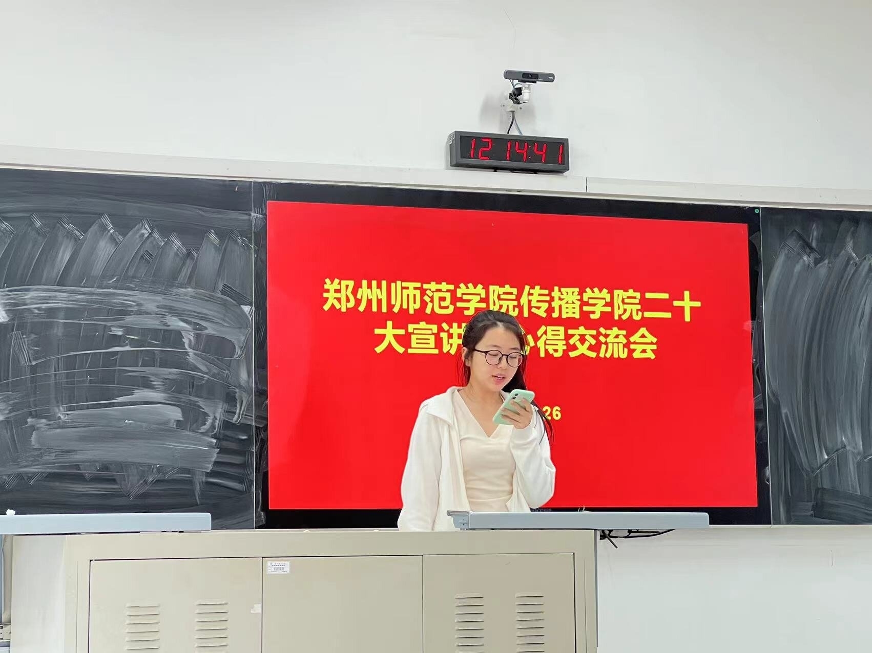 8424e0fa2a0947fabcf835dd64f5802_proc.jpg 8424e0fa2a0947fabcf835dd64f5802_proc.jpg