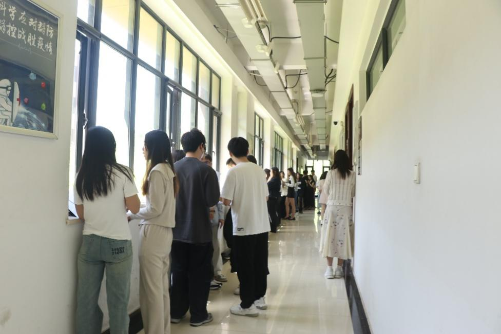 图片4.png 图片4.png