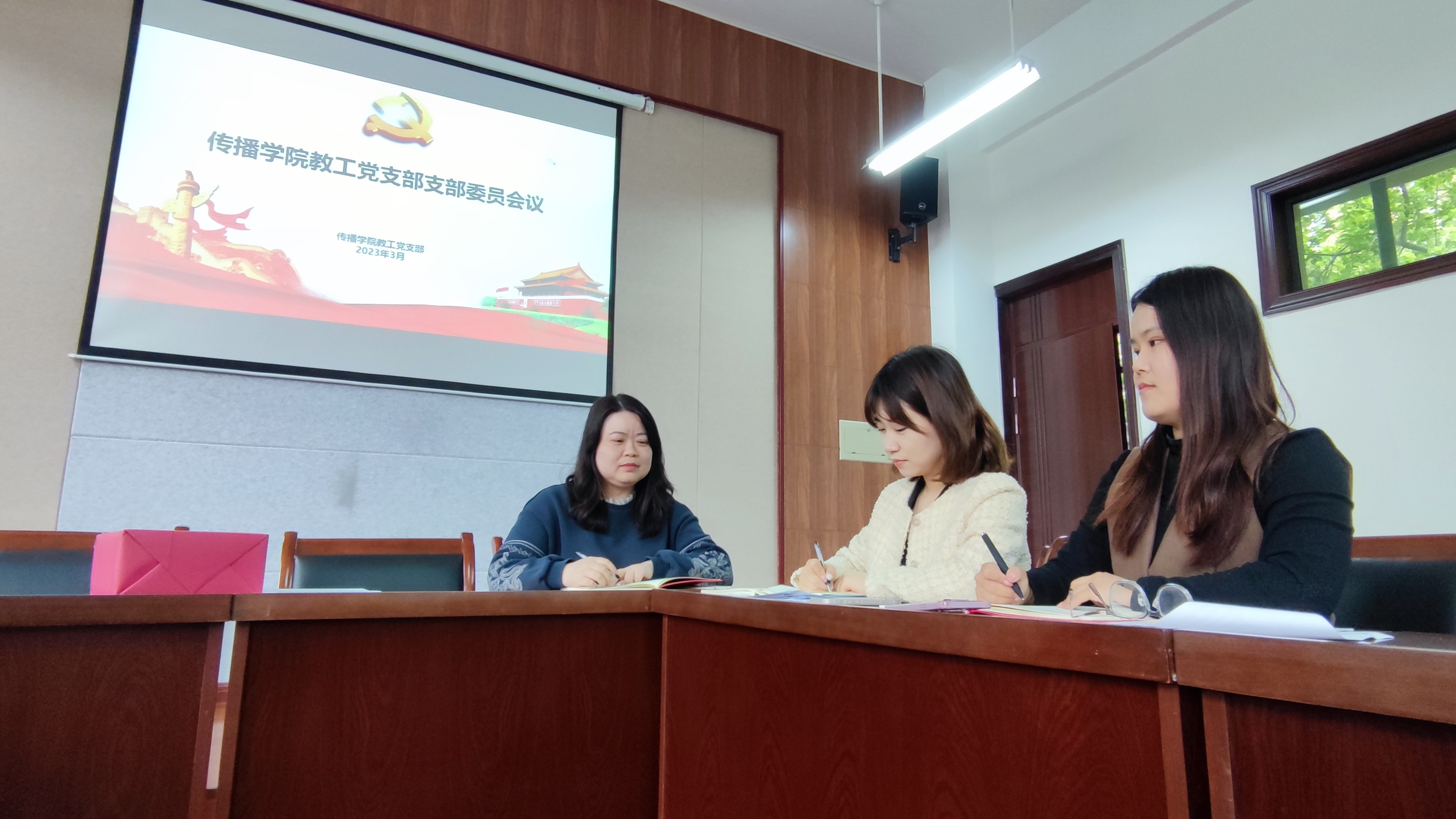 d61f15cf30601514d3ecf796a5bd6f9.jpg d61f15cf30601514d3ecf796a5bd6f9.jpg