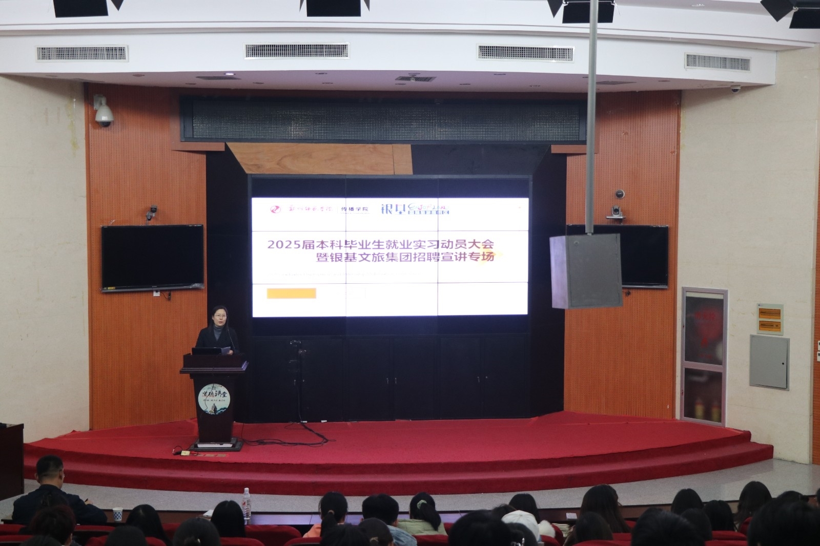 IMG_9903.JPG IMG_9903.JPG