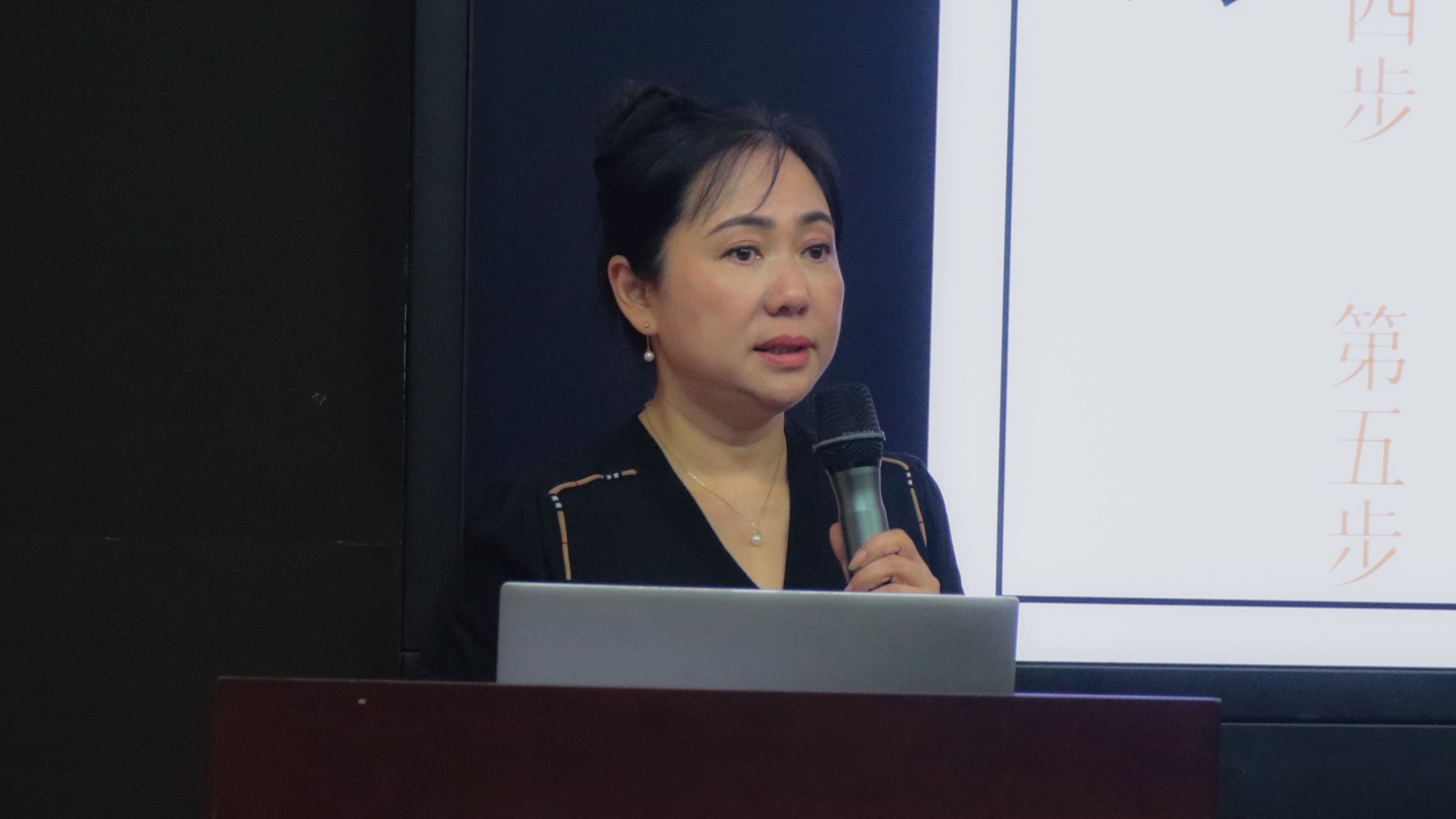 IMG_0130.JPG IMG_0130.JPG